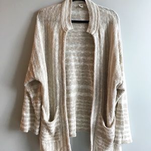 Slouchy Gap cardigan